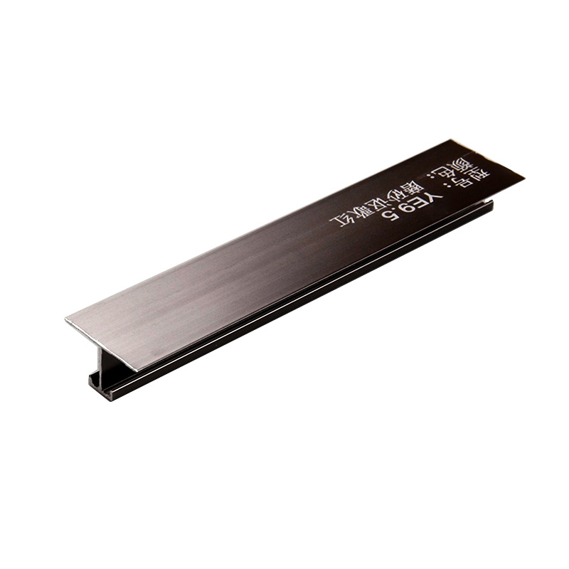 Viền gạch h&igrave;nh chữ T