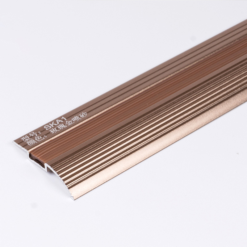 Dải chuyển tiếp từ thảm sang gạch