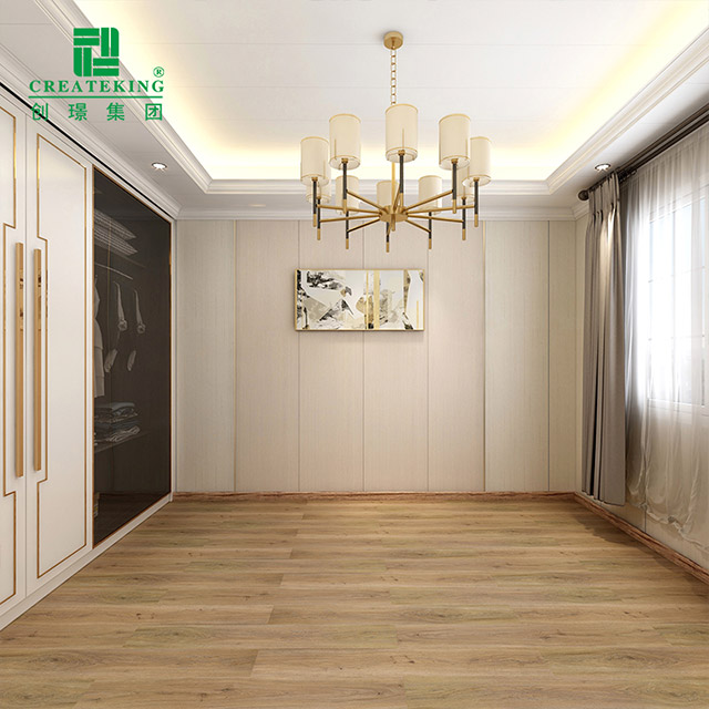 Tấm ốp chân tường bằng bút chì PVC 75 * 18mm