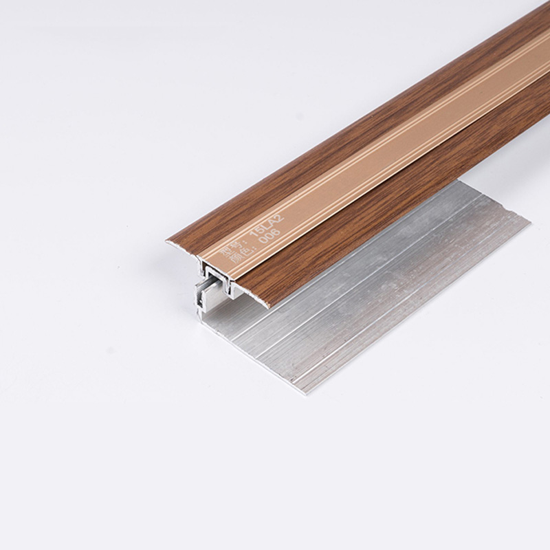 Dải chuyển tiếp gạch nội thất