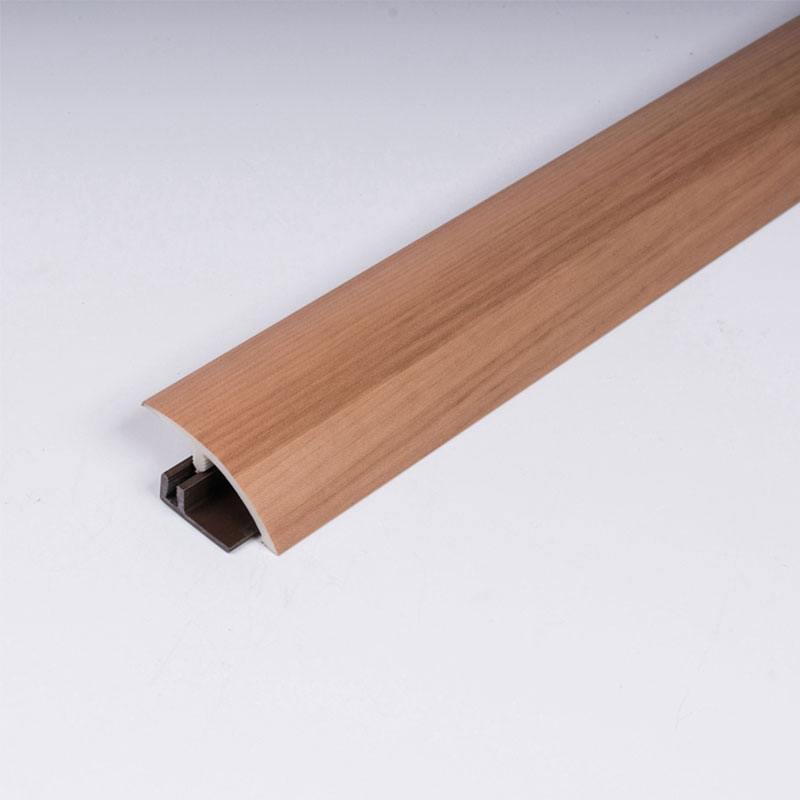 Tấm thảm viền cạnh