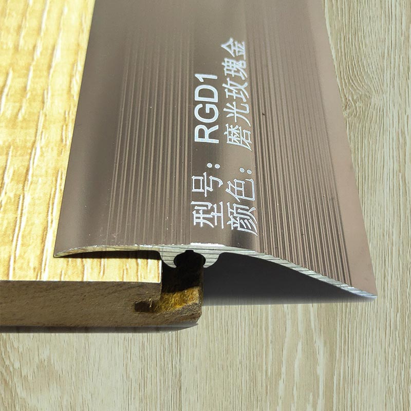 B&aacute;n bu&ocirc;n dải chuyển tiếp nh&ocirc;m