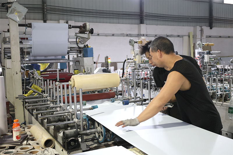 Nh&agrave; cung cấp tấm tường PVC