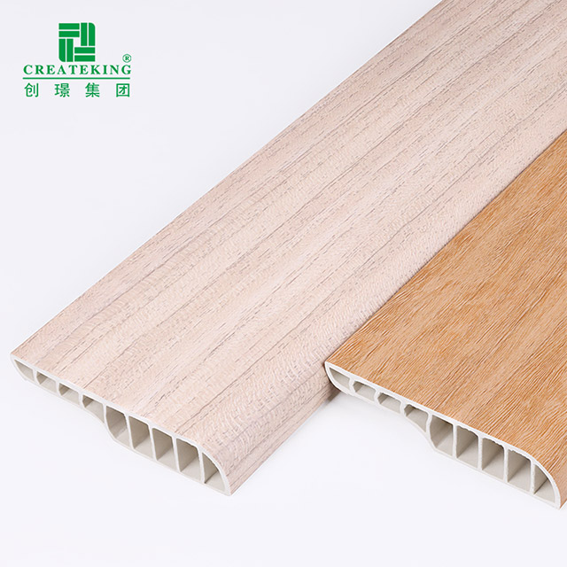 Tấm ốp chân tường bằng bút chì PVC 75 * 15mm
