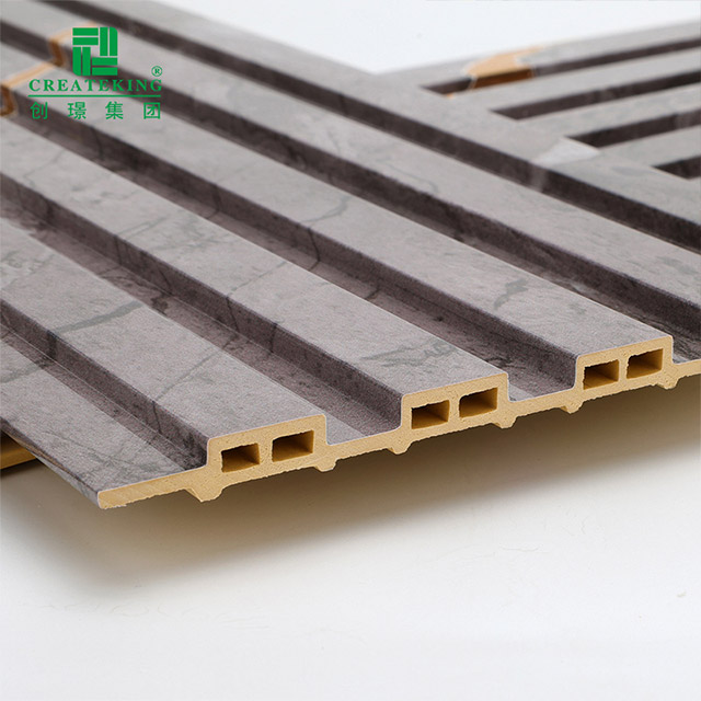 Tấm tường rỗng có rãnh PVC chống thấm nước 155 * 17mm