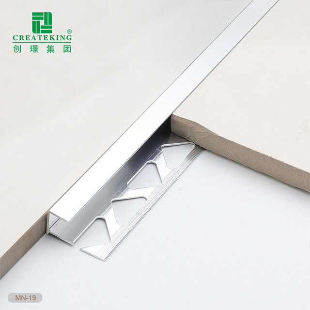 Hồ sơ mũi cầu thang nhôm 14,1x40,6mm