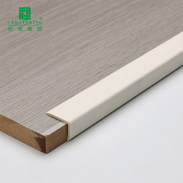 Viền sàn SPC hình chữ L