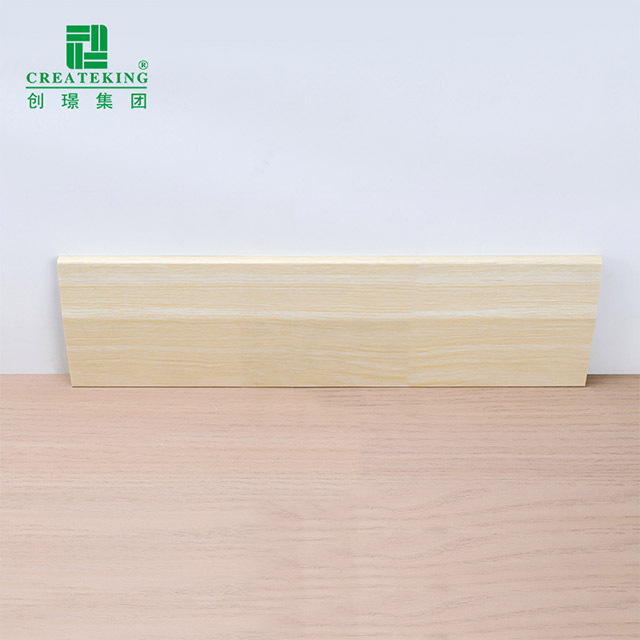 Tấm ốp chân tường PVC vát 100 * 15mm