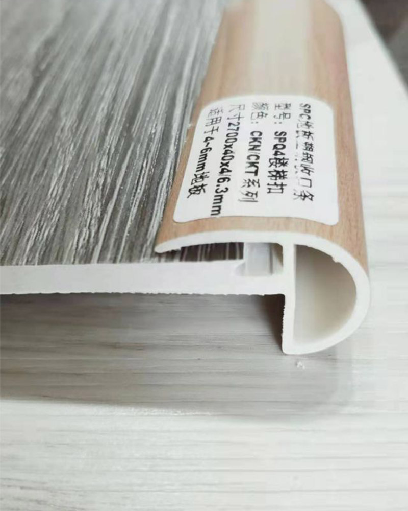 Mũi cầu thang h&igrave;nh tr&ograve;n 40 * 19,75mm SPC