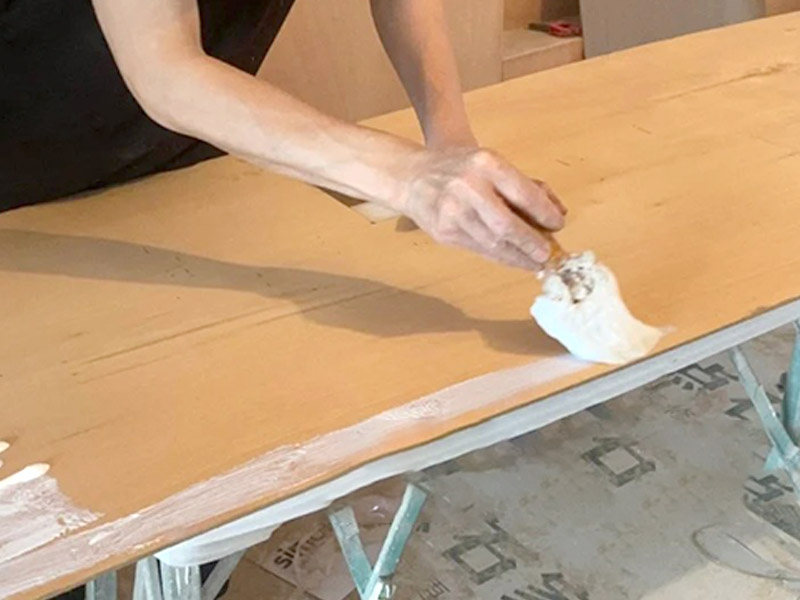 Keo tốt nhất cho bảng tường là gì?