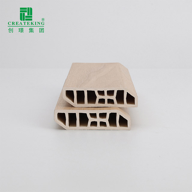 Tấm ốp chân tường PVC 55 * 15mm
