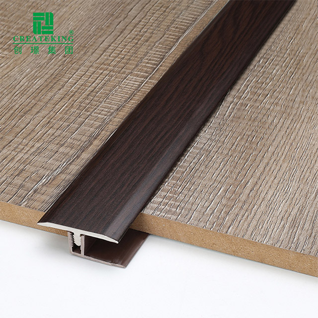 Dải cạnh sàn hình chữ T PVC 40 * 12,6mm