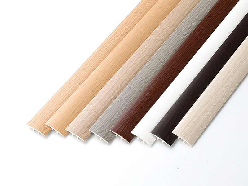 Đ&uacute;c chữ T SPC 25 * 3 mm