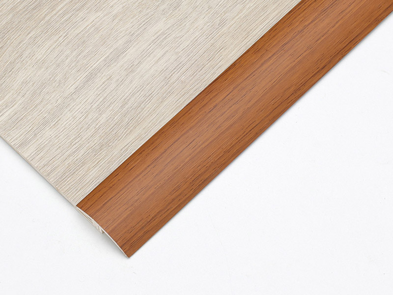 Bộ giảm ngưỡng SPC 32 * 4mm