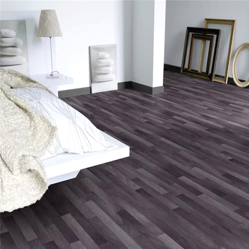 ốp ch&acirc;n tường bằng gạch nh&ocirc;m