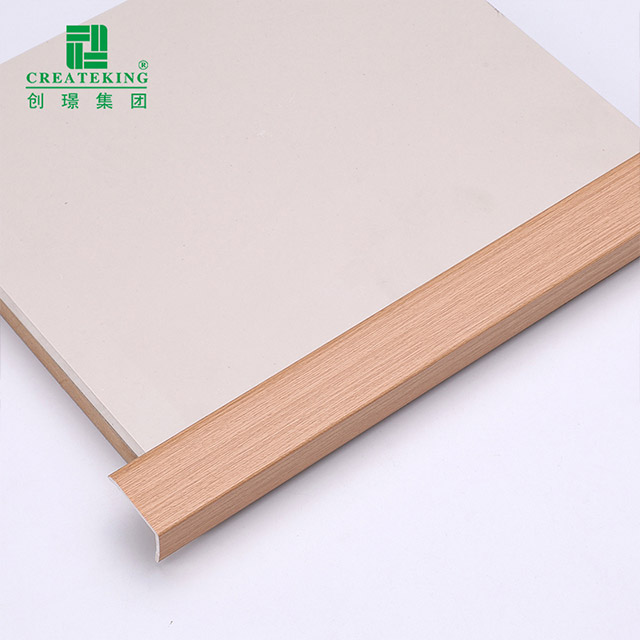 Dải cạnh sàn PVC hình chữ L 30 * 20 mm