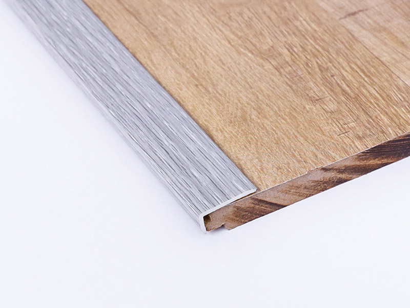 Dải cạnh s&agrave;n gỗ h&igrave;nh chữ L PVC 24 * 10mm