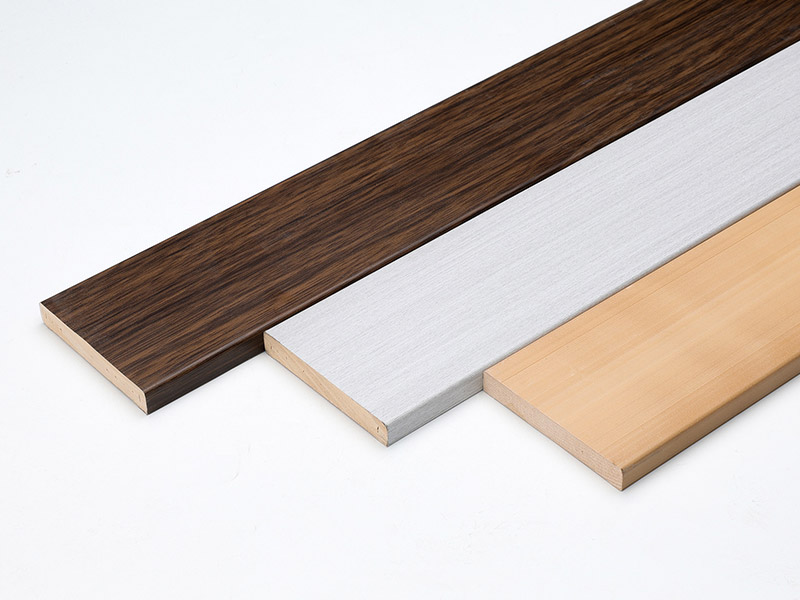 V&aacute;n ch&acirc;n tường bằng gỗ nguy&ecirc;n khối 72 * 10,5mm