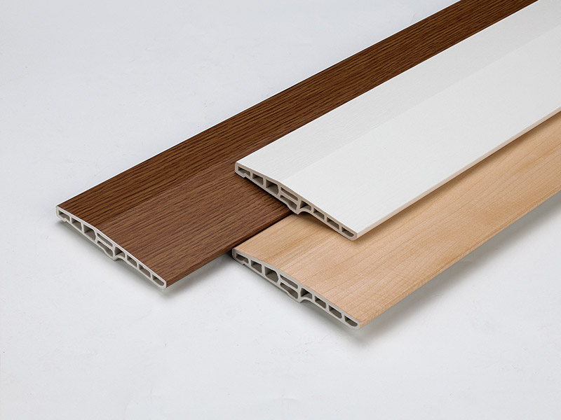 Tấm v&aacute;n ch&acirc;n tường PVC rỗng 100 * 15mm
