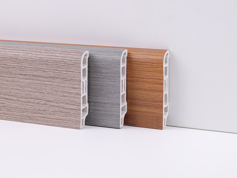 V&aacute;n ch&acirc;n tường PVC hạt gỗ 60 * 15mm