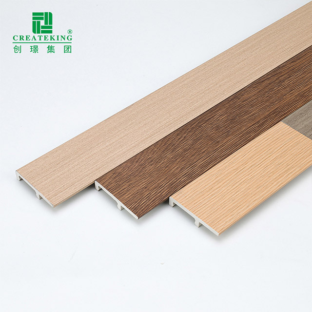Tấm ốp chân tường kẹp PVC 60 * 12 mm