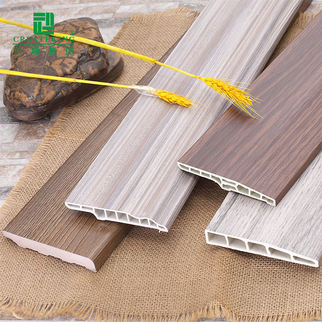 Tấm ốp chân tường PVC vát 100 * 15mm