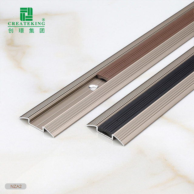 Thanh ngưỡng chống trượt bằng nhôm 4,95x33mm có chèn cao su