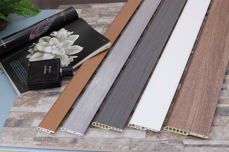 v&aacute;n ch&acirc;n tường pvc