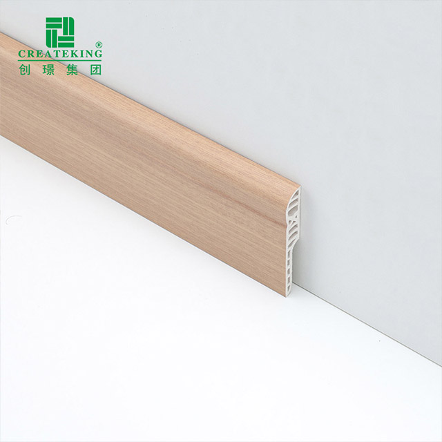 Tấm ốp chân tường bằng bút chì PVC 90 * 17mm