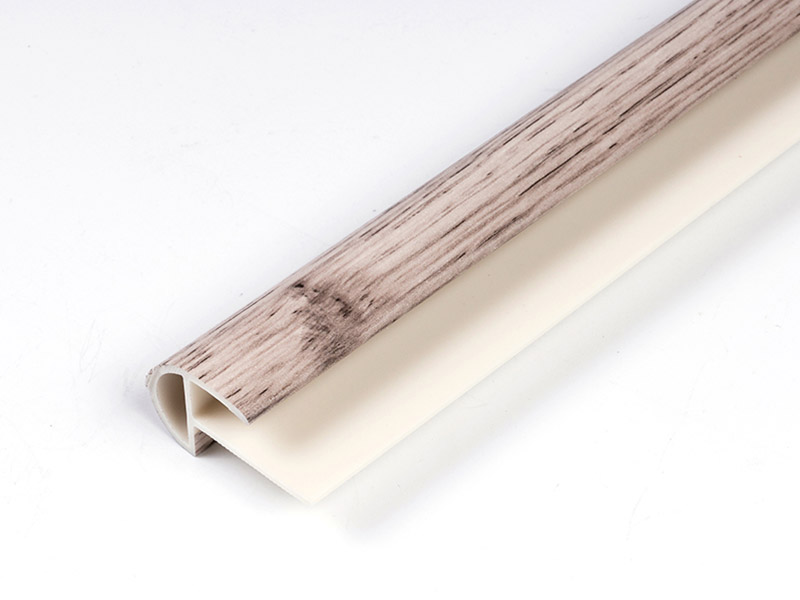 Mũi cầu thang PVC tr&ograve;n 40 * 20mm