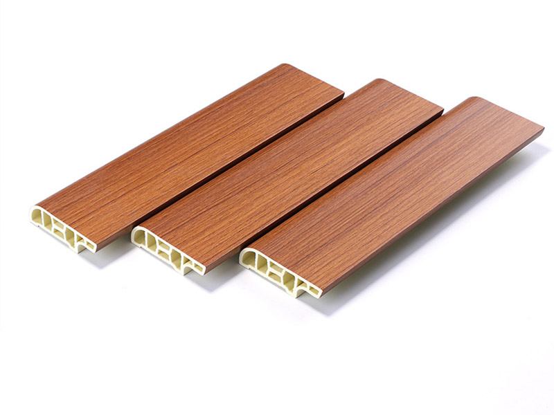 V&aacute;n ch&acirc;n tường SPC v&acirc;n gỗ 50 * 15mm