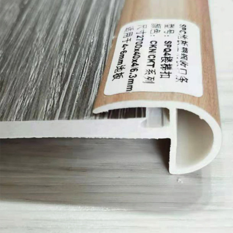 Mũi cầu thang h&igrave;nh tr&ograve;n 40 * 19,75mm SPC