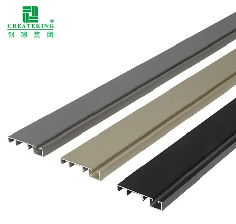 So sánh ván chân tường dạng kẹp và ván chân tường có rãnh